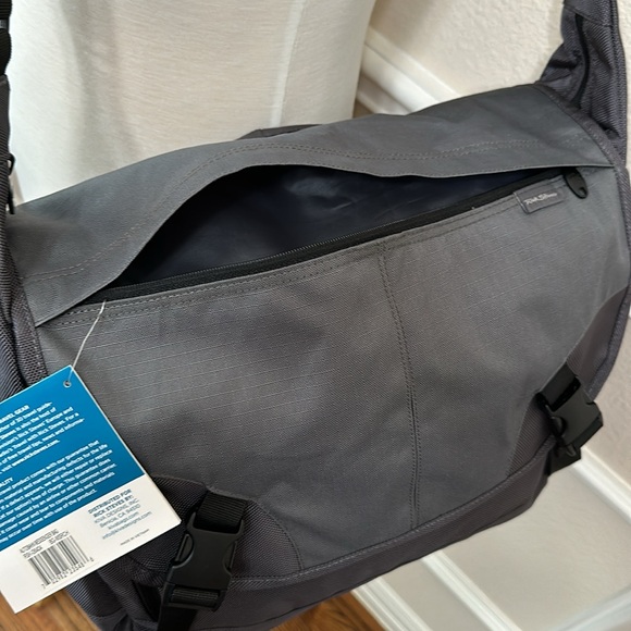 Rick Steves LAPTOP MESSENGER BAG - grey/blk - Picture 5 of 16